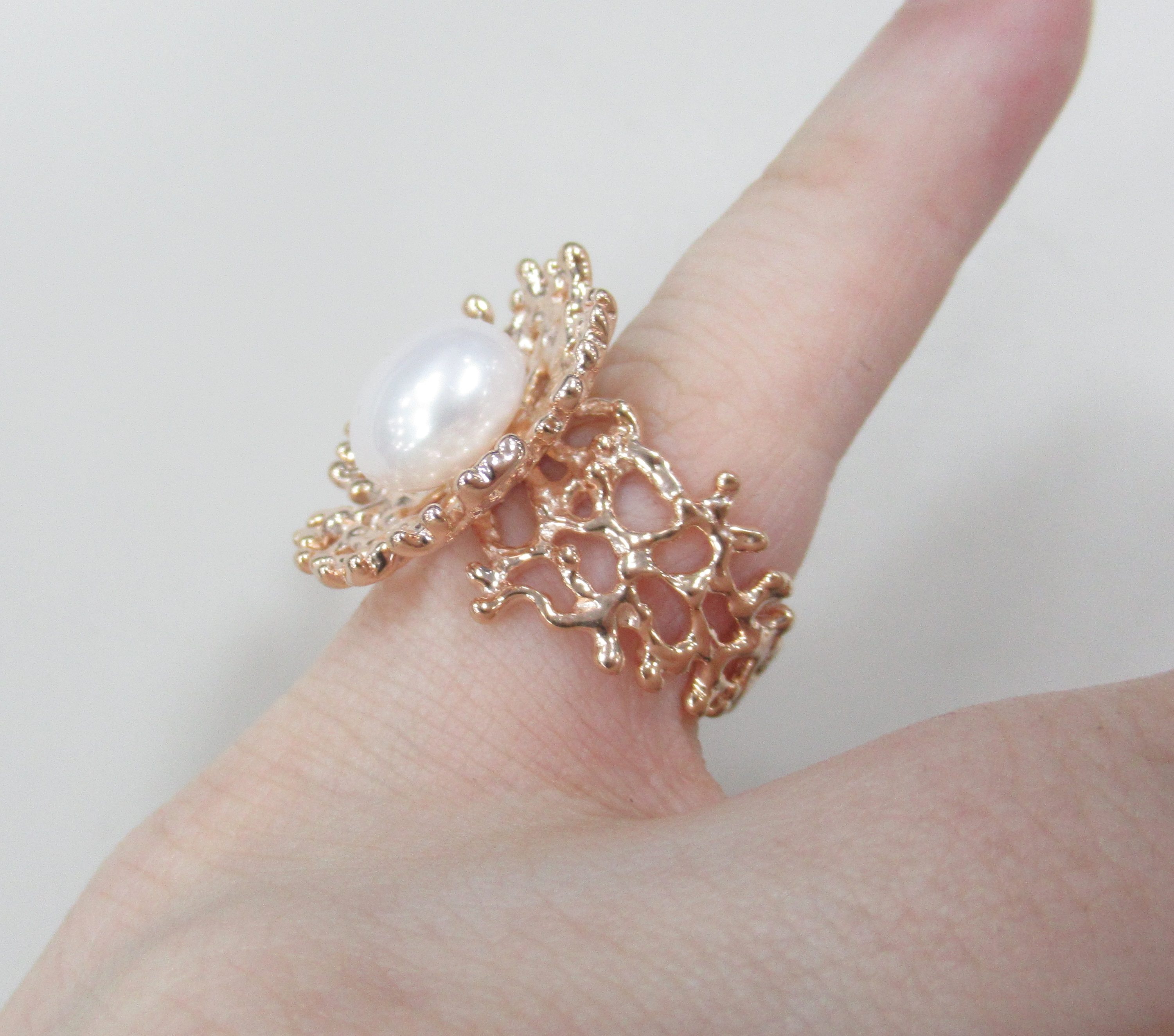 Серебряное кольцо с жемчугом